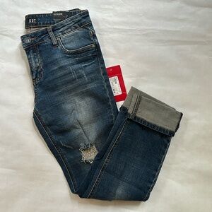 Kut From The Kloth Catherine Boyfriend distressed denim, size 2